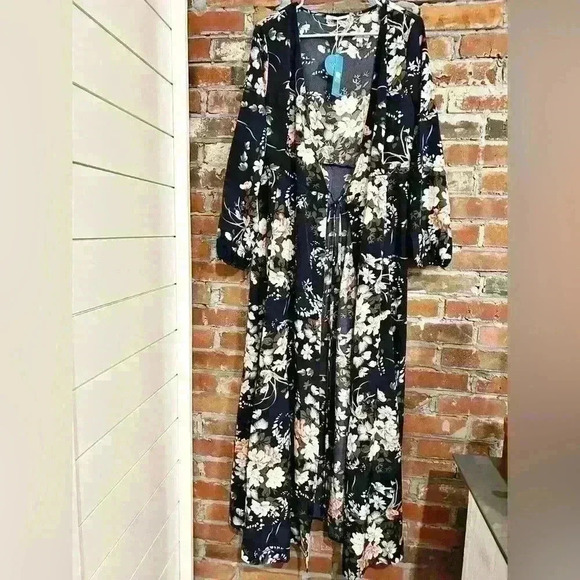 Cupshe Floral Print Tie Kimino Size M - Picture 1 of 8